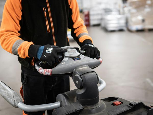 Manual Handling Regulations Explained: Duties for Employers